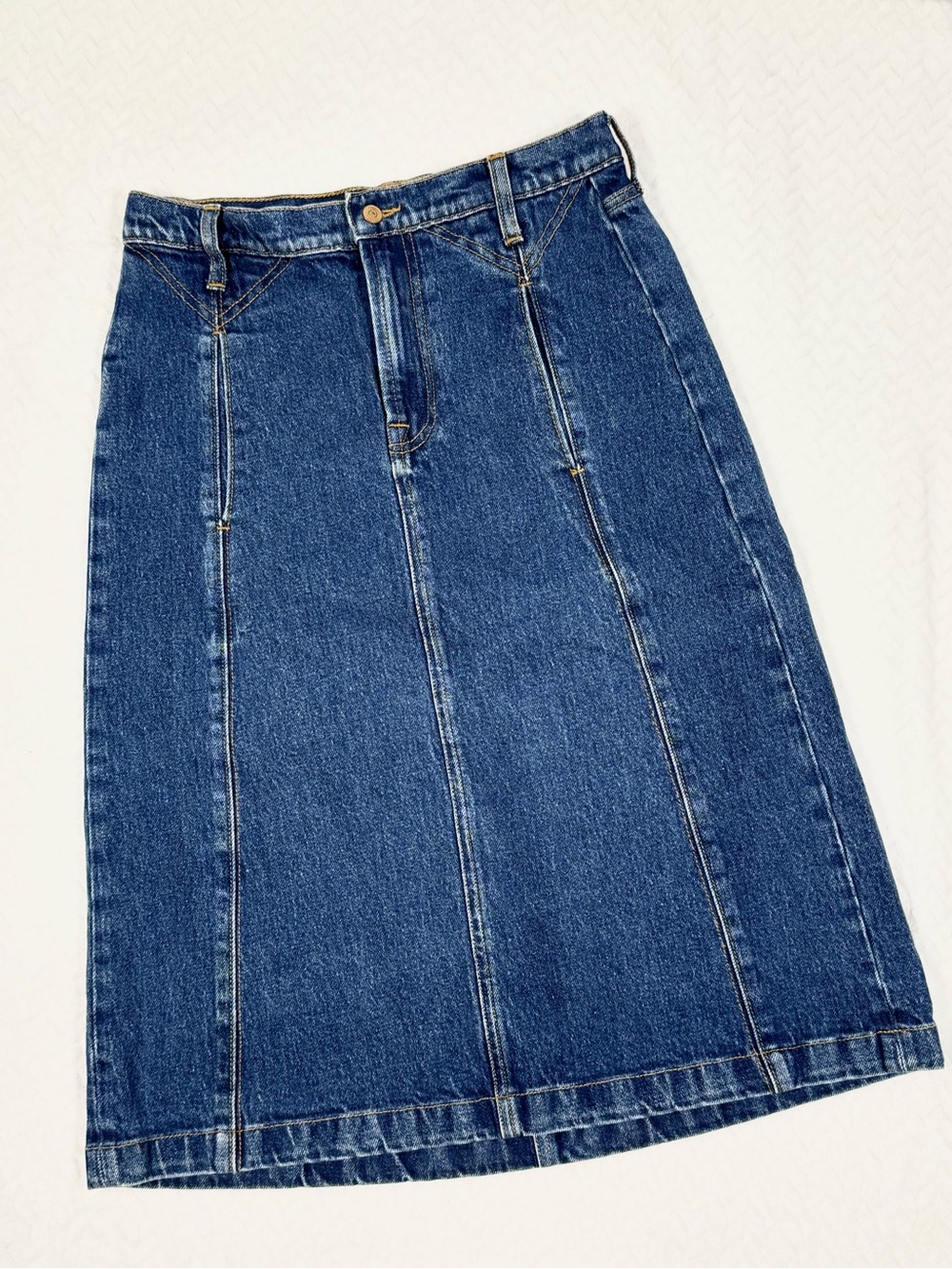7 For All Mankind Blue Denim Midi Skirt Women’s Size 27 High Rise A-Line Jean